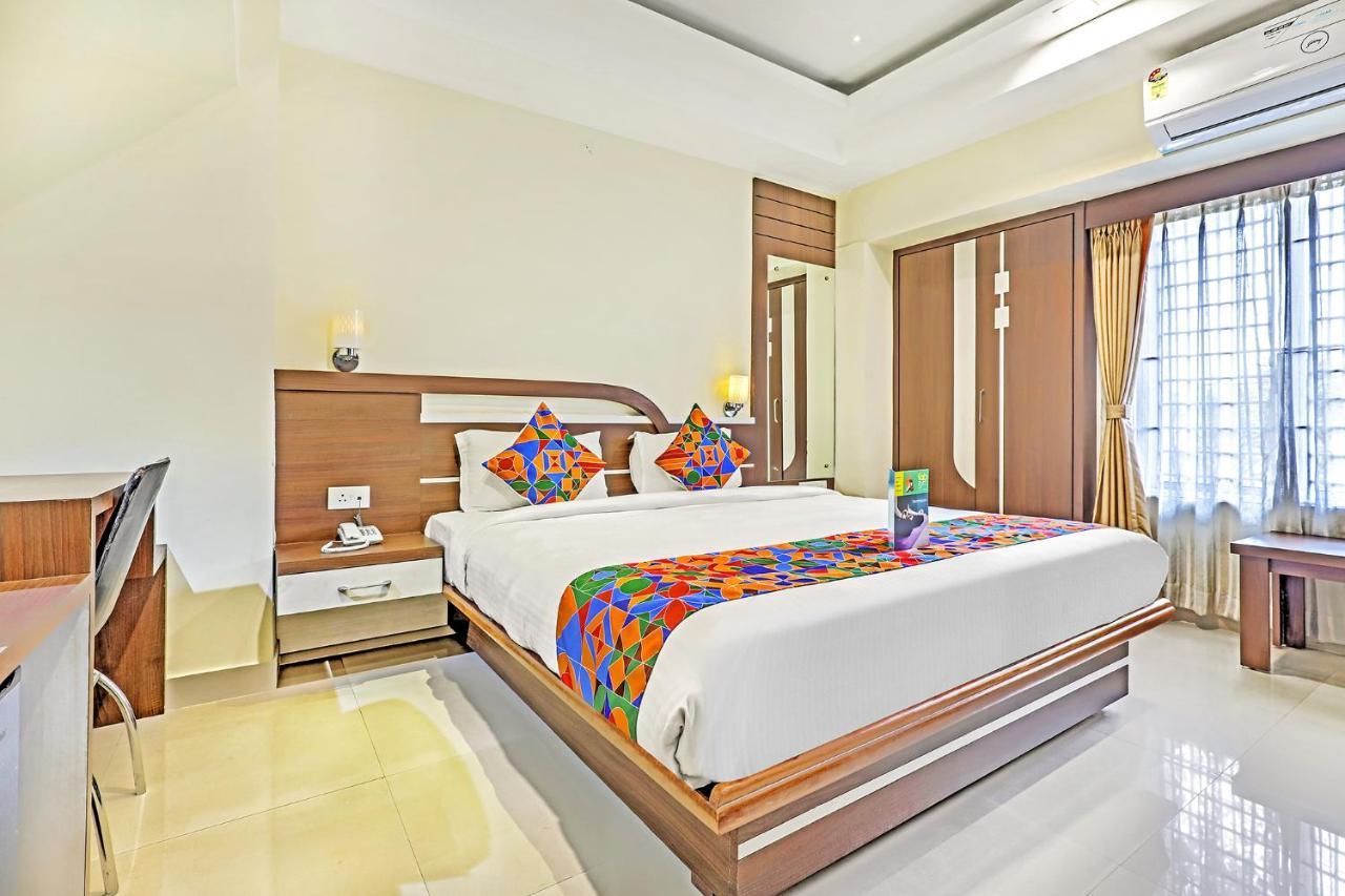 Fabhotel Park Riviera 구와하티 외부 사진